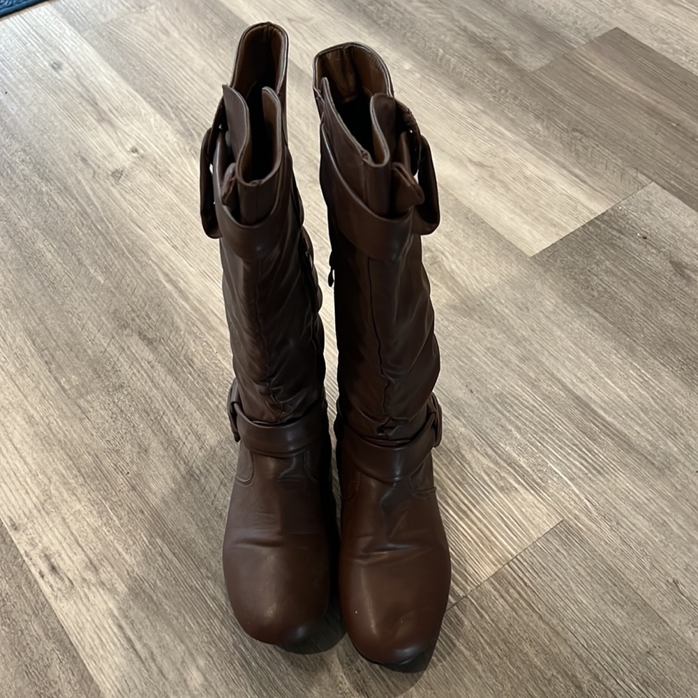 Very Volatile faux leather boots, EUC - Picture 3 of 8